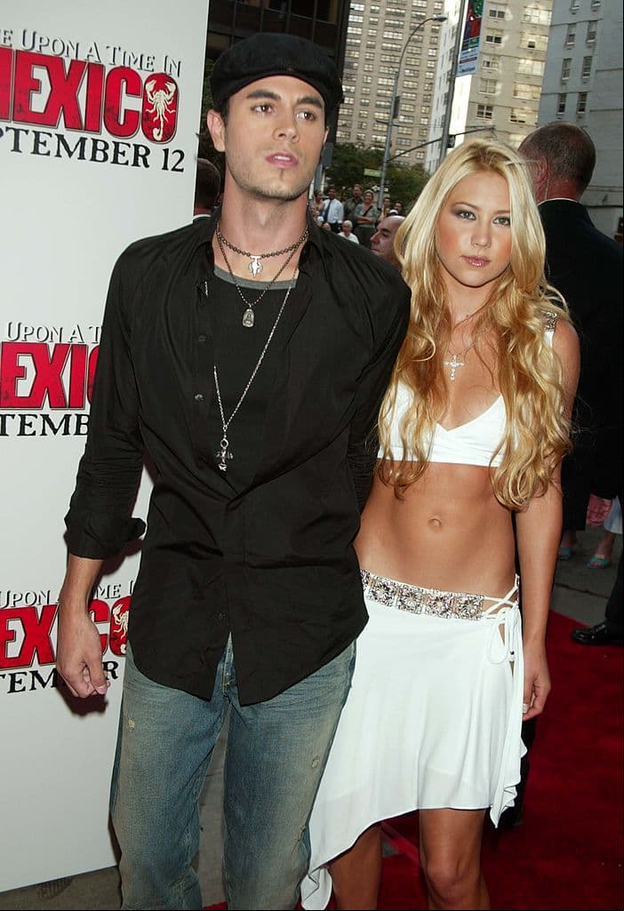 Enrique Iglesias y Anna Kournikova se conocieron en 2001 durante la grabación del video 'Escape', entablando una relación casi de inmediato. Sobre futuros planes de boda, en mayo de 2019, el español dejó claro en una entrevista al diario Reforma que no planea llegar al altar con la extenista.