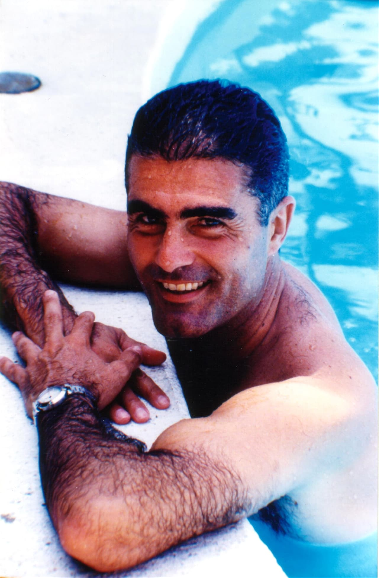 Luego de ser uno de los galanes consagrados de las telenovelas mexicanas, el actor argentino Saúl Lisazo logró estelarizar grandes producciones como 'La Jaula de Oro', 'Vivo por Elena' y 'El Derecho de Nacer'. A continuación, te contamos qué fue de él.