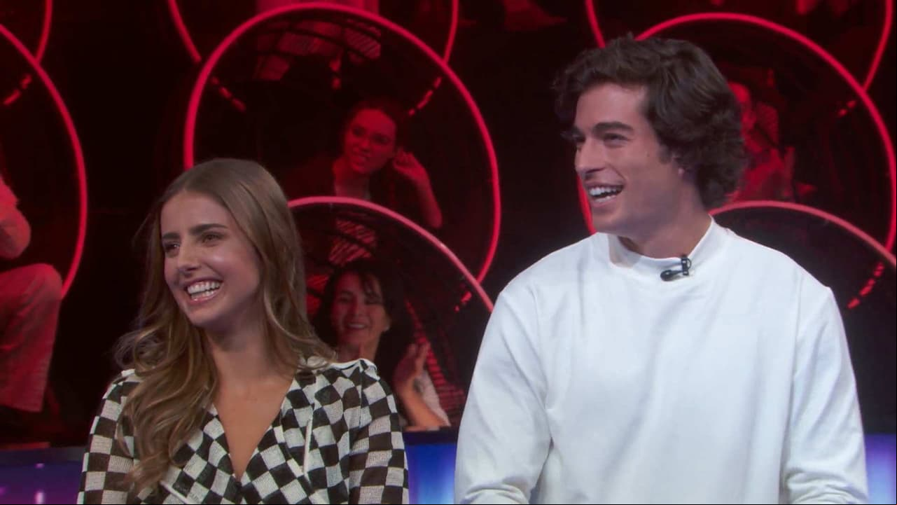 ¿Quién es el más celoso, Michelle Renaud o Danilo Carrera? Los actores  responden en Minuto Para Ganar VIP