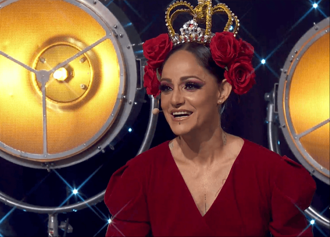Comparan a Lolita Cortés con la Reina de Corazones en Las Estrellas bailan en Hoy