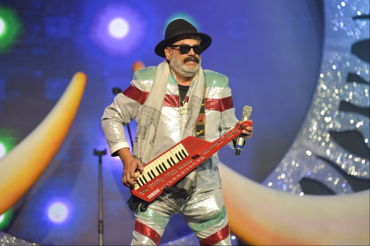 Mi Banda El Mexicano de Casimiro llevó al público lo nuevo de su música con ‘Ramito de Violetas’ y su ya clásico ‘Mambo Lupita’.