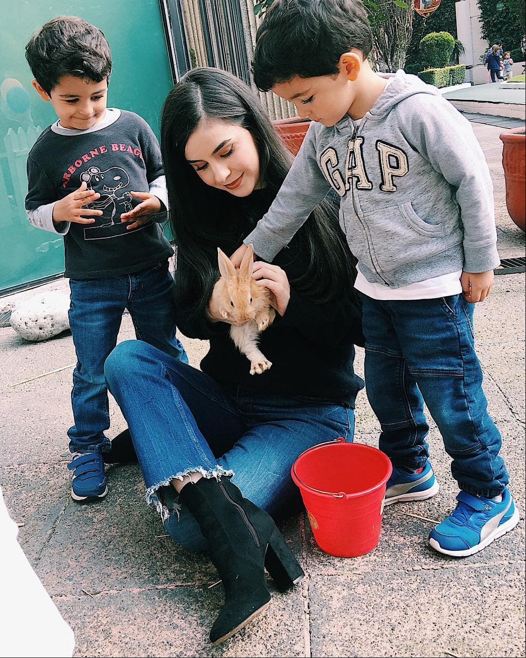 Además de estar con su hermana, Ana Paula se da el tiempo para convivir con sus hermanos menores, Manuel y Daniel.