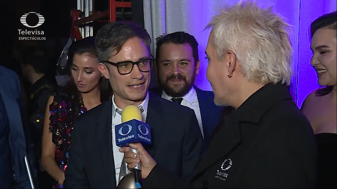 Serie de Gael García triunfa en los Premios Fénix