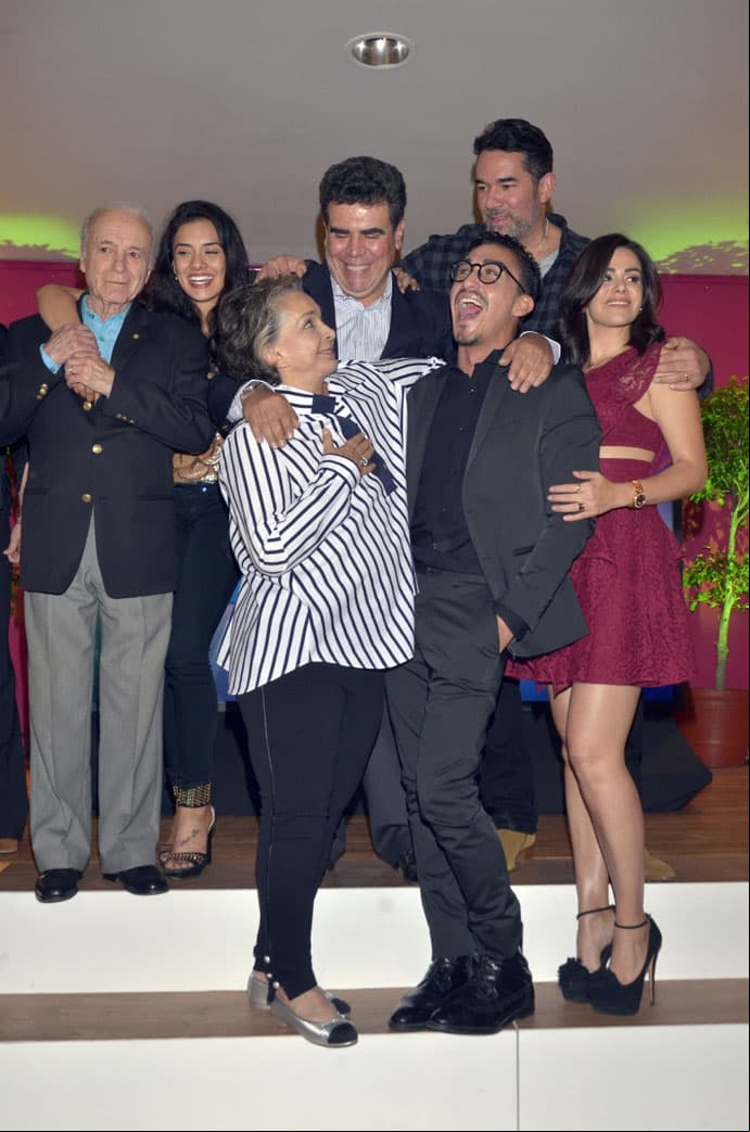Elenco de Sin tu Mirada