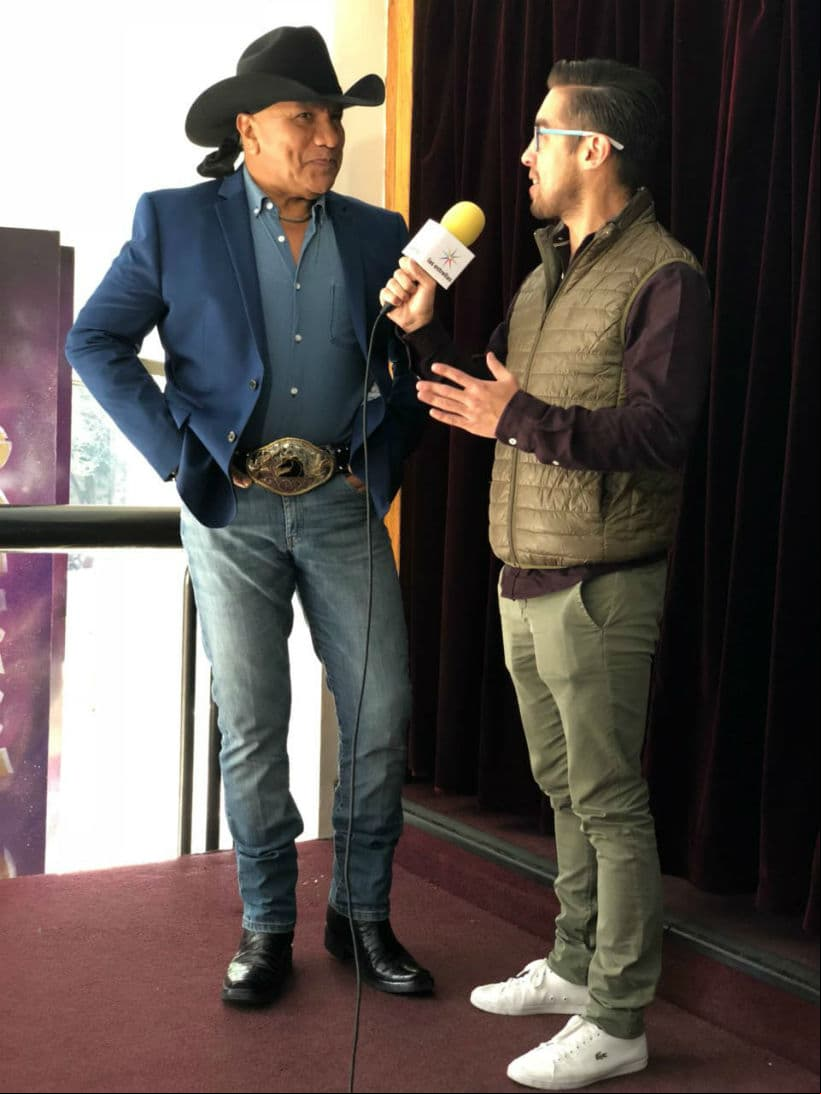 Lupe Esparza es otro de los jueces nuevos del programa, y asegura que está listo para calificar a los pequeños en el ámbito del canto.
