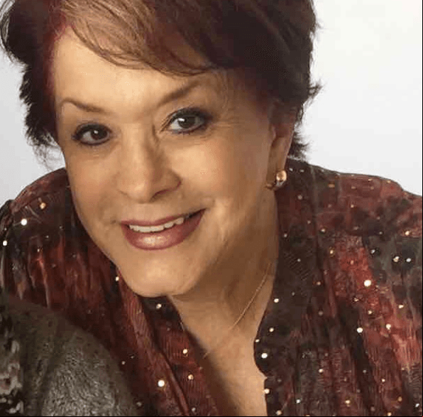 Cecilia fue actriz de cine, teatro y televisión, la cual comenzó a finales de la década de los 80 con pequeñas participaciones en “Los naufragios de Liguria”, “Rosa Salvaje” y la “Hora marcada”. Su debut teatral se dio en 1988 con la obra “Cómo aprendí a manejar”.