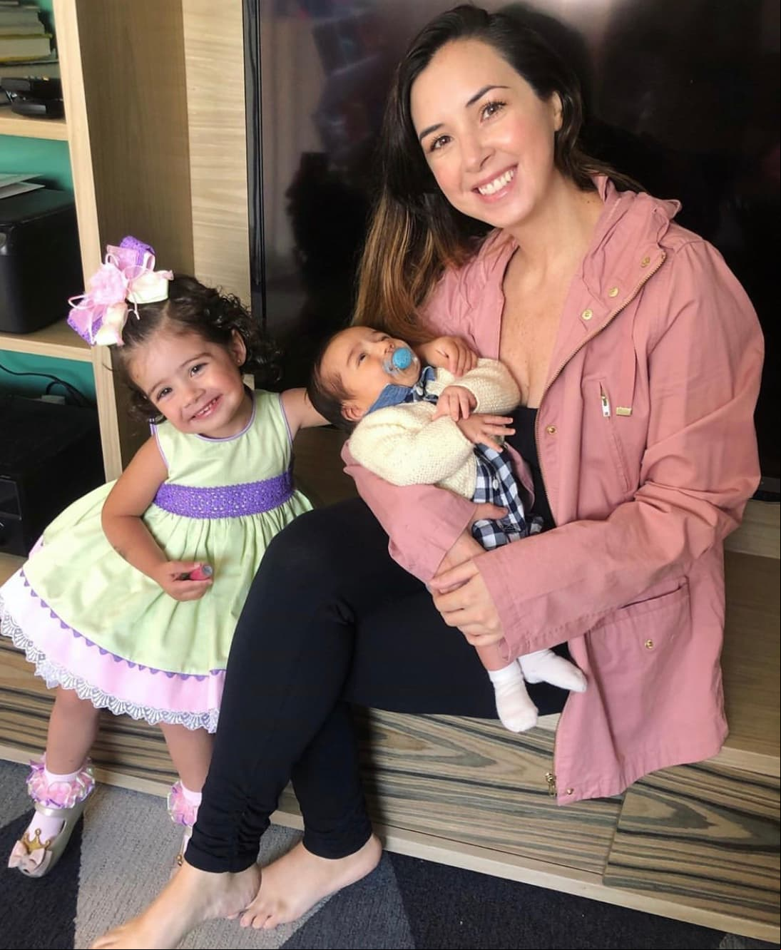 Parece que fue ayer cuando Fátima Torre compartía imágenes junto a su pequeña hija Isabella y todavía no recibía la llegada de Diego, su segundo hijo, y quien nació en marzo de 2020. Sin embargo, su primogénita está a tan solo días de cumplir ya cuatro años, por lo que la actriz no dudó en celebrarla con una espectacular fiesta temática.