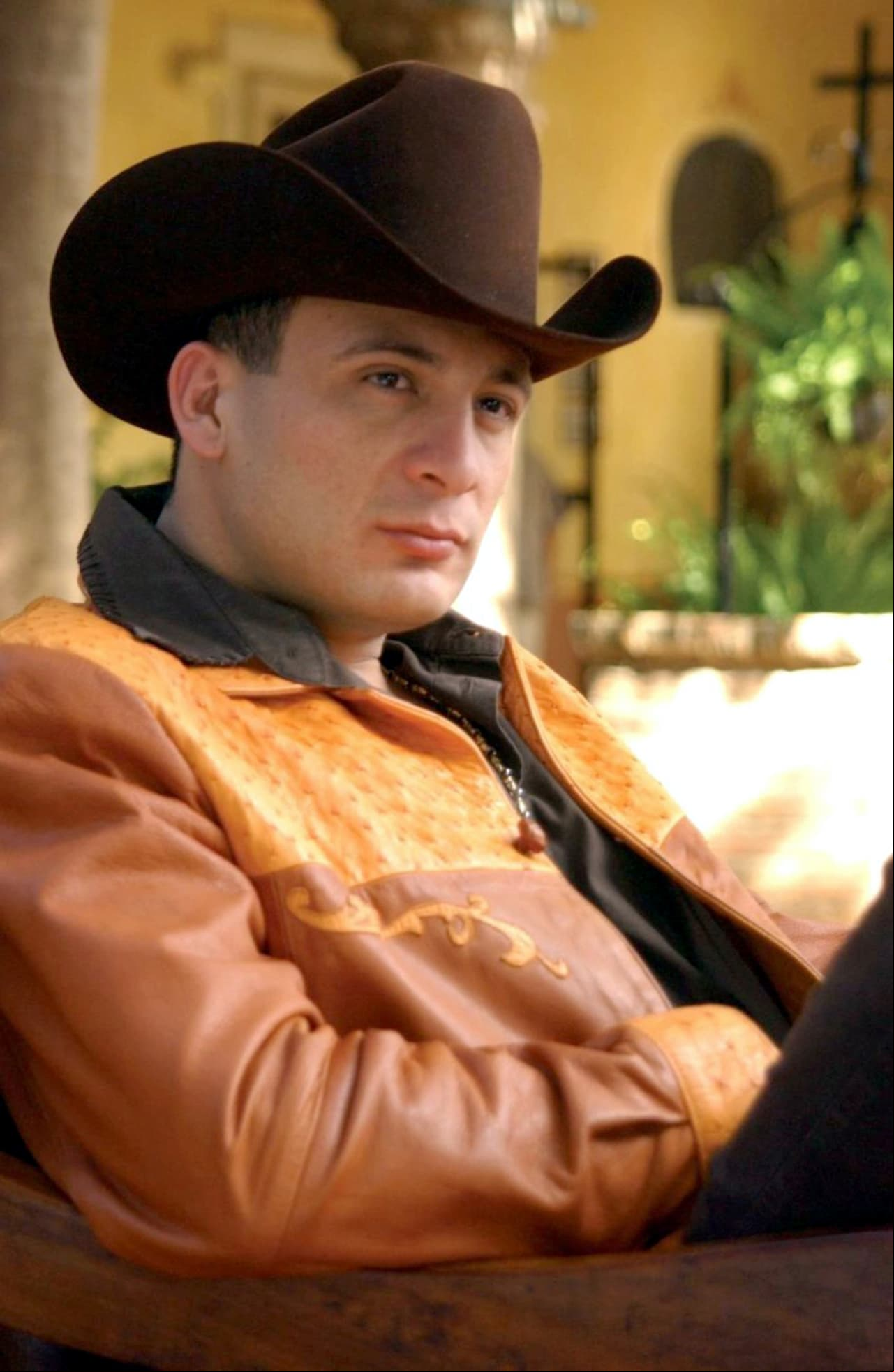 Hace 14 años, la noticia del asesinato de Valentín Elizalde, mejor conocido como 'El Gallo de Oro', estremeció no solo a sus millones de seguidores, sino a su familia, la cual principalmente está conformada por sus tres hijas: Gabriela, Valeria y Valentina.