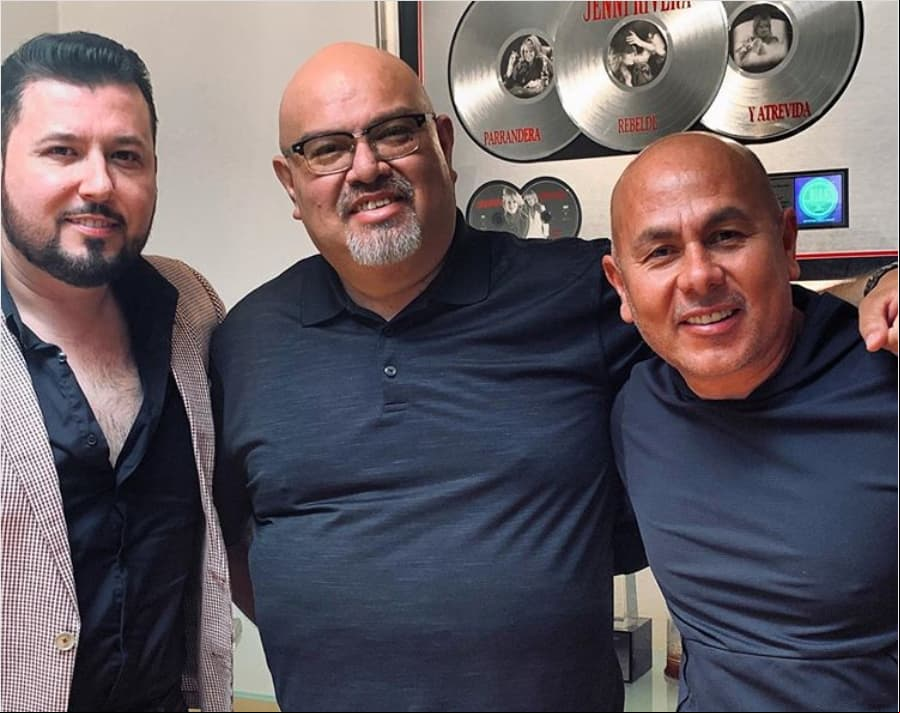 La información fue confirmada por el sitio Chamonic, además del programa ‘El gordo y la flaca’ y la periodista Ninette Ríos, quien también es productora del programa ‘Un nuevo día’.