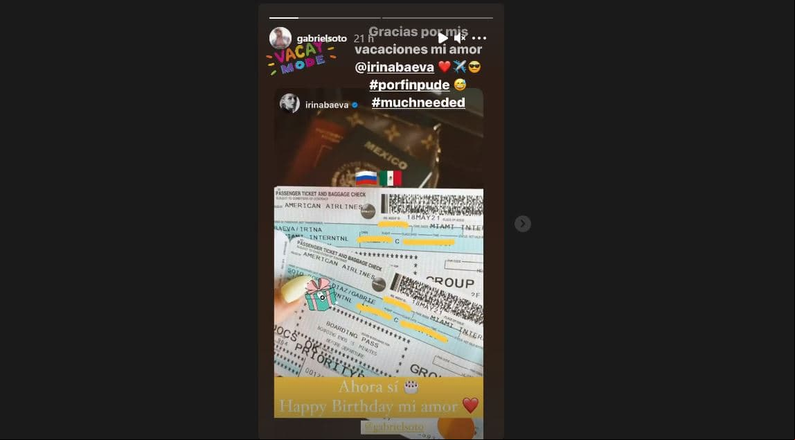La pareja se mostró feliz de por fin poder disfrutar de su viaje.