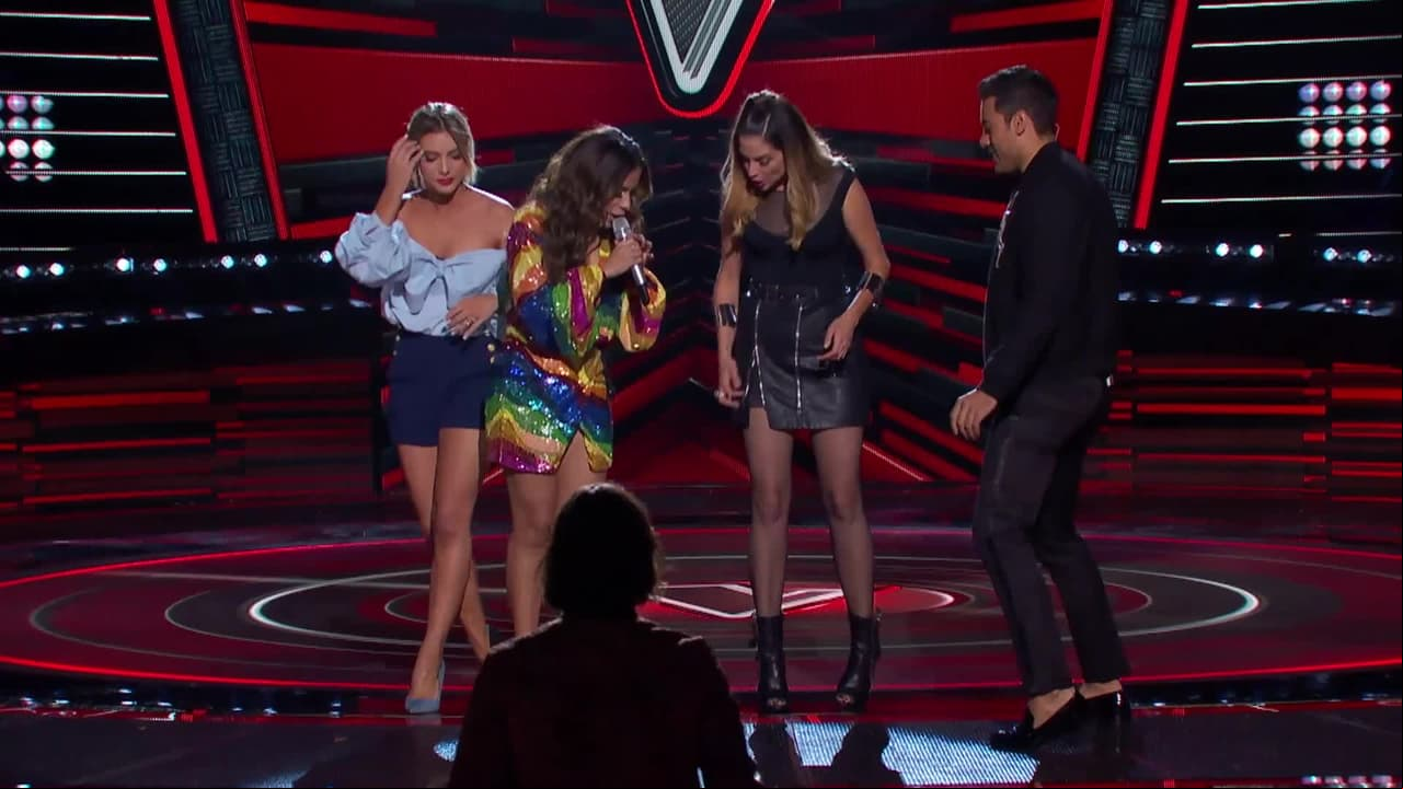 Lele reta a los coaches a hacer twerking
