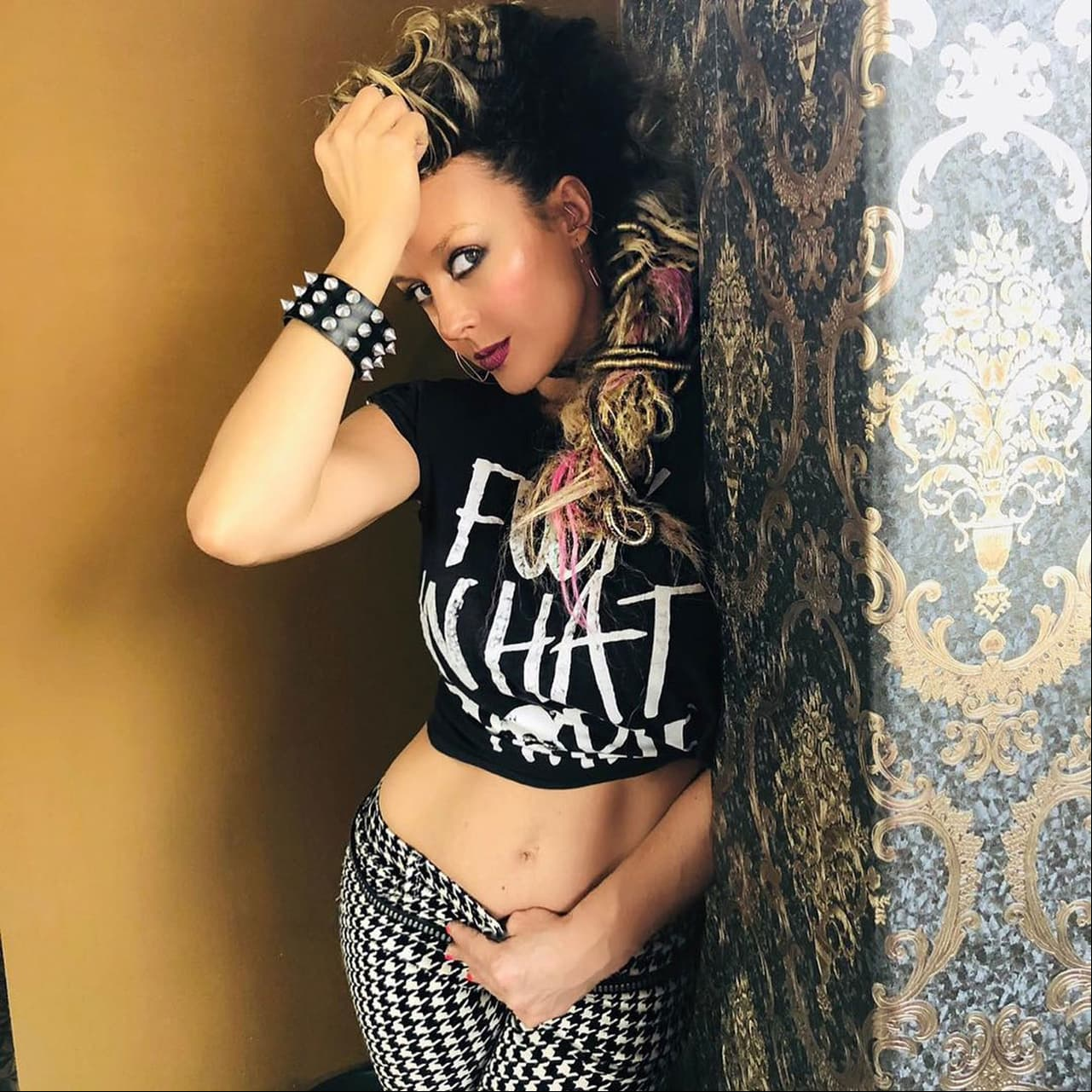 Fey presume su cuidada figura en Instagram