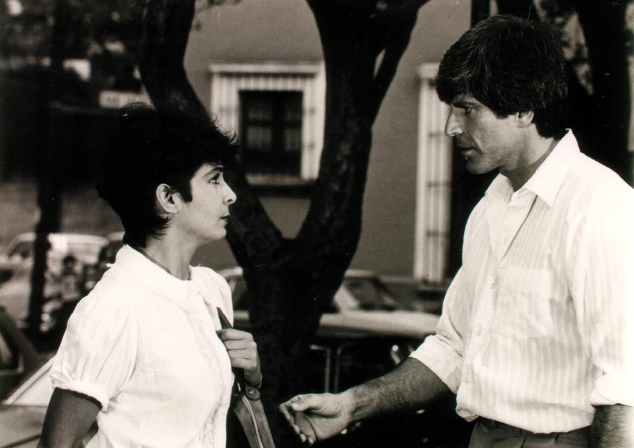 Tras su éxito en el modelaje y en el cine mexicano, la estrella buscó la forma de actuar y fue así como las oportunidades llegaron y participó en ‘Tú eres mi destino’ (1969), ‘Siempre hay una primera vez’ (1971), ‘Gabriel y Gabriela’ (1982) y ‘La pasión de Isabela’ (1984).