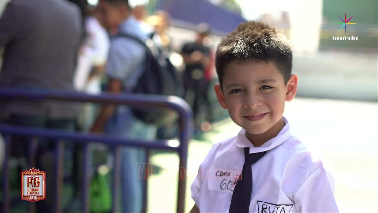 Cientos de niños invaden el casting de Pequeños Gigantes en CDMX