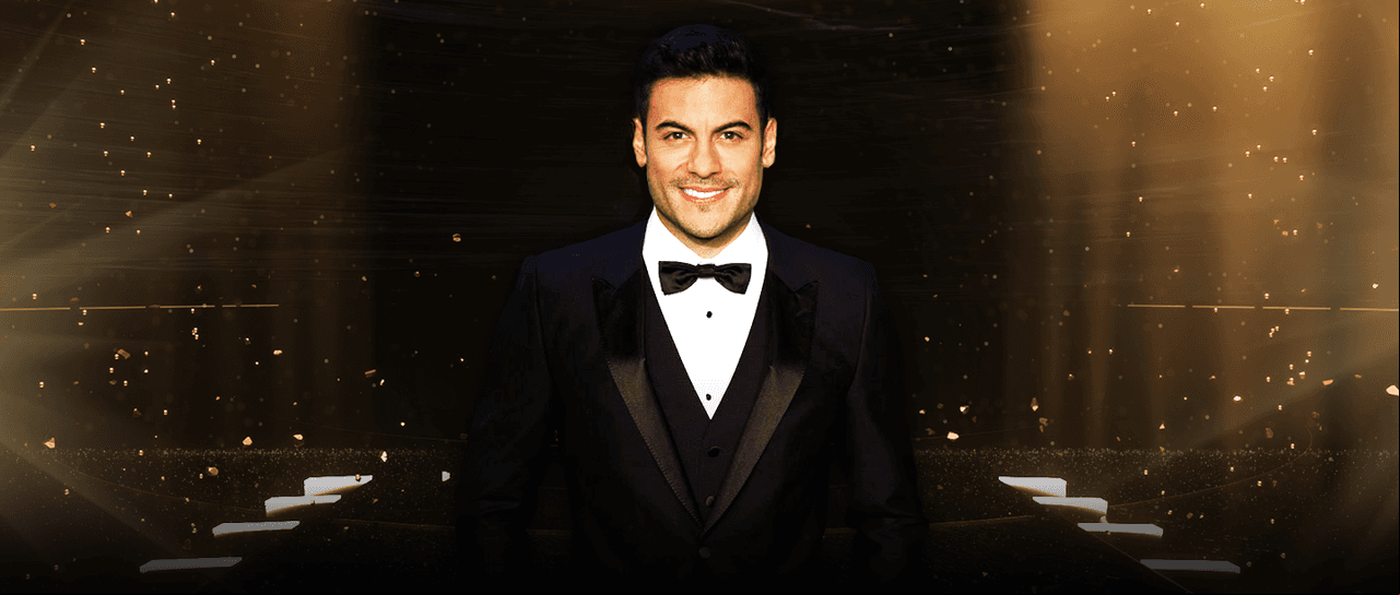 Carlos Rivera ha conquistado al público con su talento en la música, mismo que lo lleva a tener tres nominaciones a Premio Lo Nuestro 2021: Artista del Año Pop, Canción del Año y Colaboración del Año por el tema 'Perdiendo la Cabeza', en la que trabajó junto a Becky G y Pedro Capó. A continuación, te compartimos la evolución de su carrera.