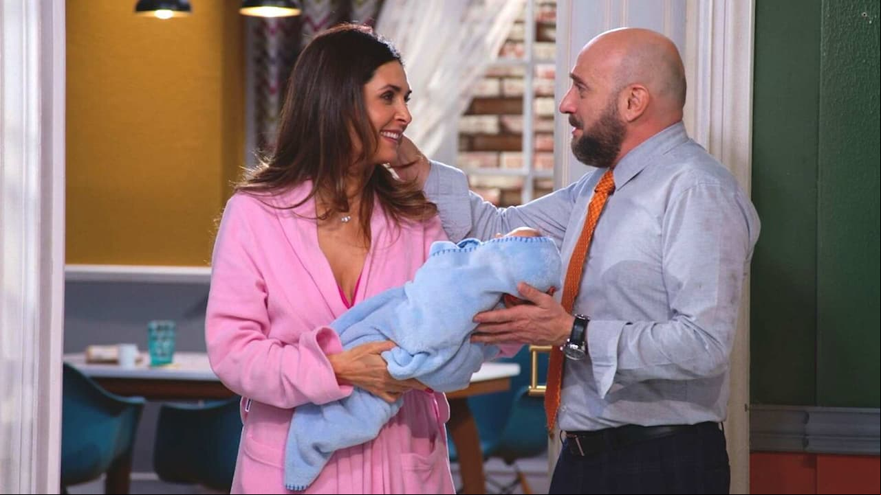 Mayrín Villanueva: Mira por primera vez el rostro de su bebé en Vecinos