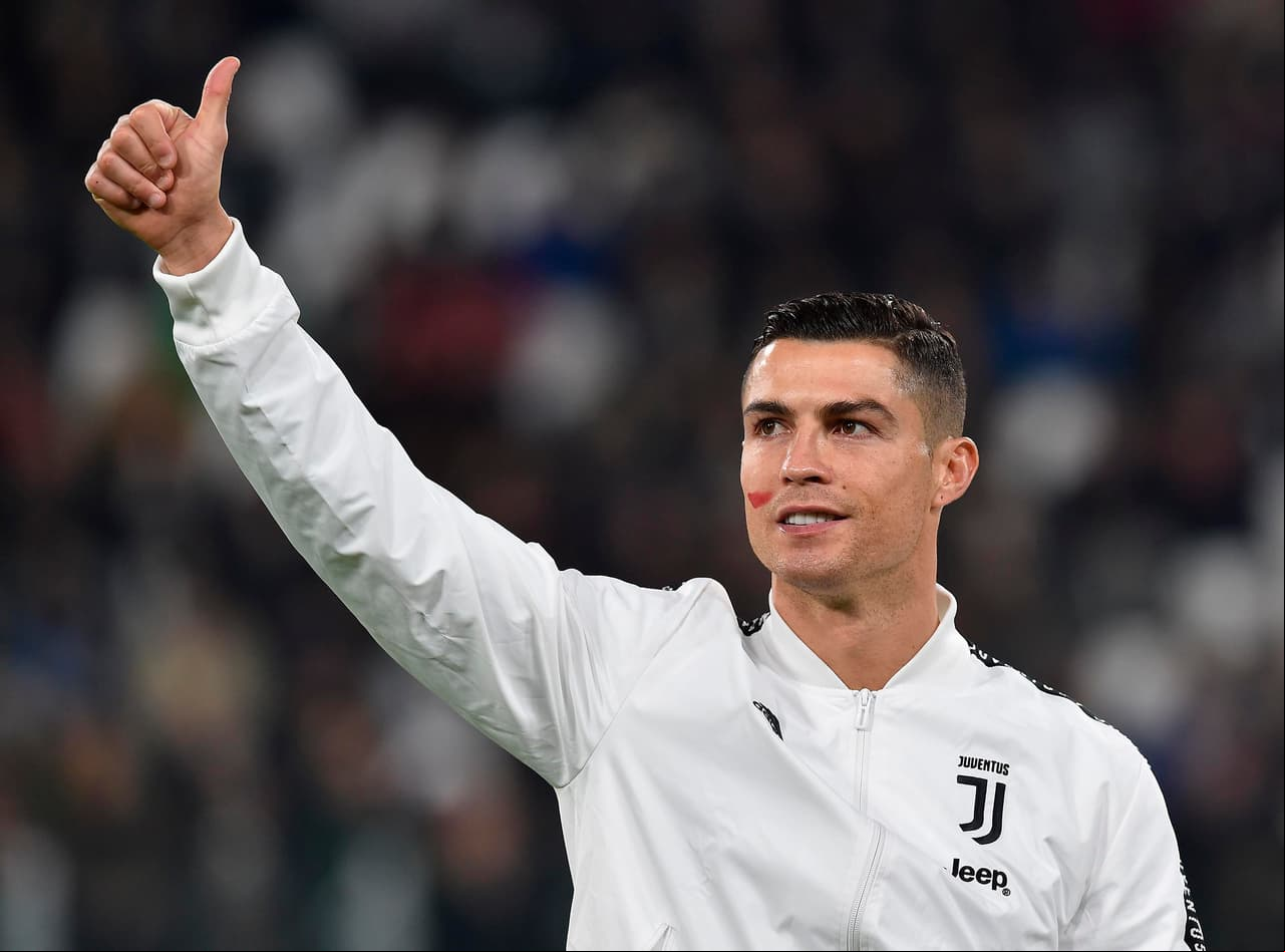 Mhoni Vidente predice que Cristiano Ronaldo será papá en 2019