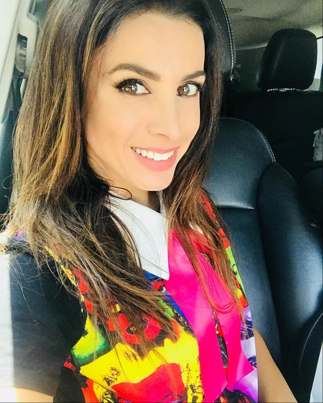 Además de ser actriz, la esposa de Arath de la Torre es cantante y bailarina, por lo que es amante de las artes escénicas.