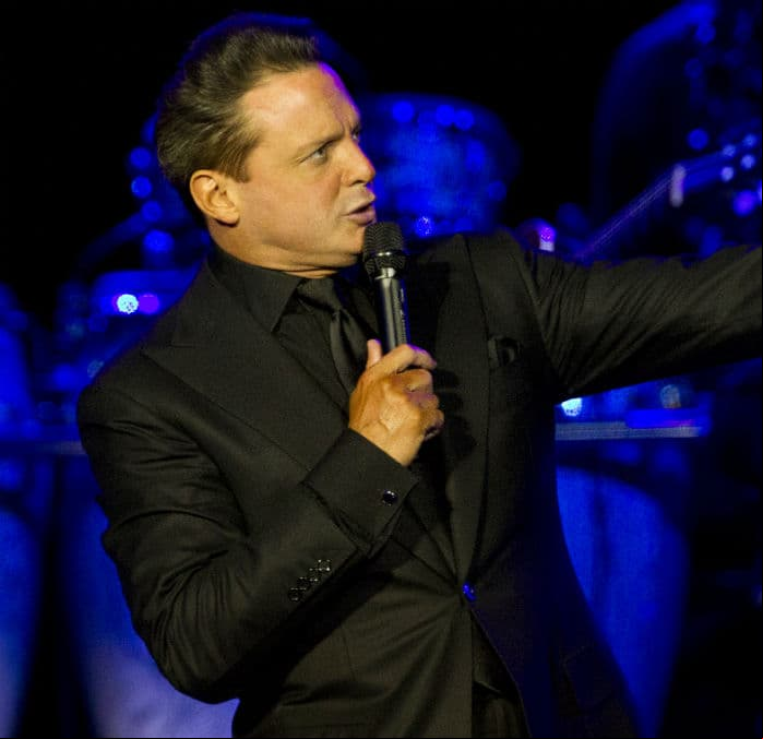Nuevo libro revelará el misterio de la madre de Luis Miguel