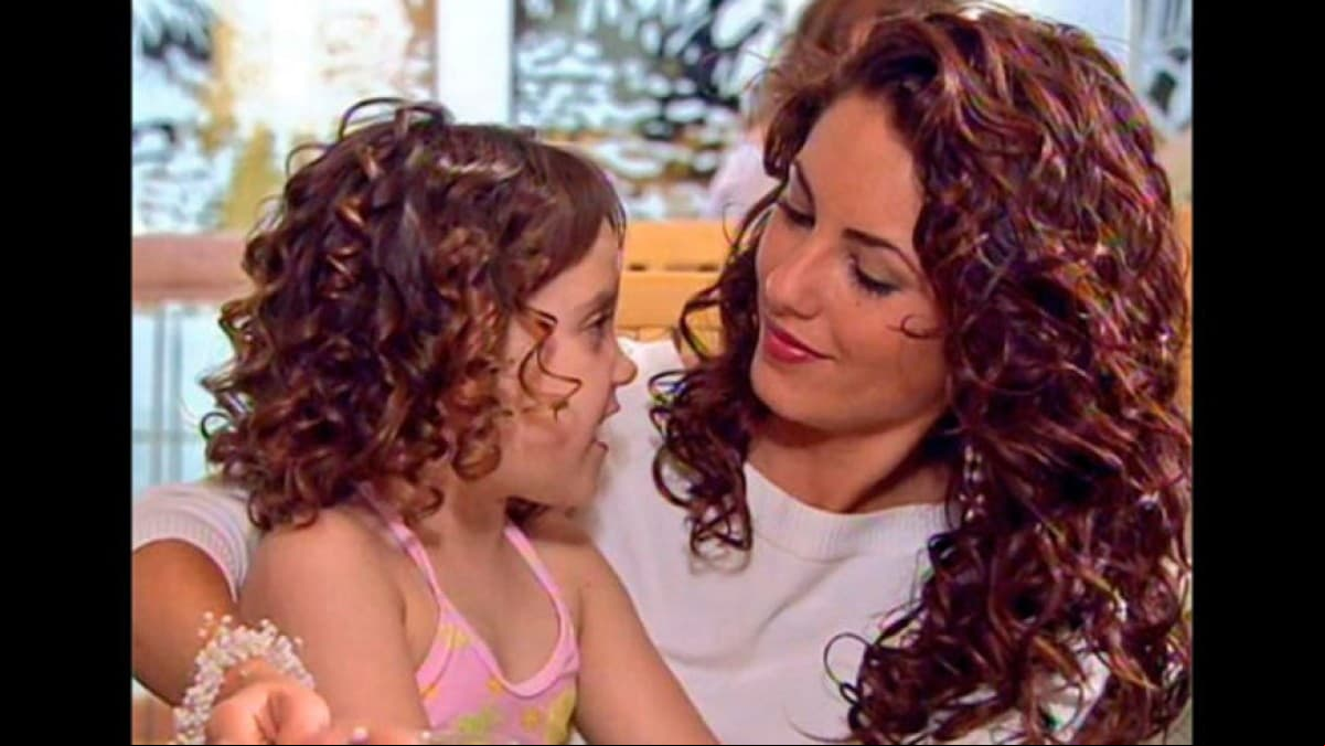 ‘Fernanda Martínez Pérez’ fue el personaje con el que impactó la pequeña, quien llamó la atención por su naturalidad al actuar, su belleza y su impresionante parecido físico con Bárbara Mori.