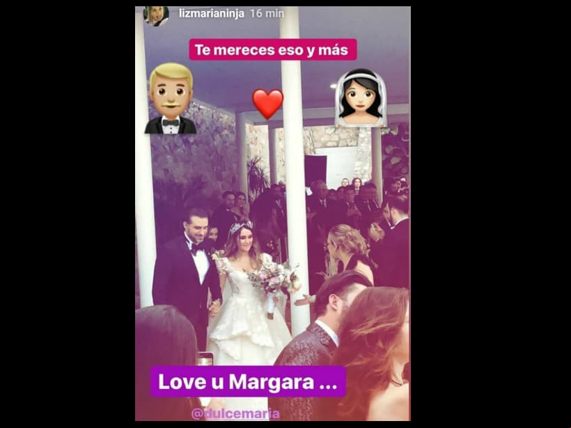 Aunque la pareja no compartió fotografías de su enlace matrimonial, algunos detalles de la celebración fueron filtrados en redes sociales por algunos de sus invitados, dejando al descubierto el primer baile de la pareja y la invitación de la boda.