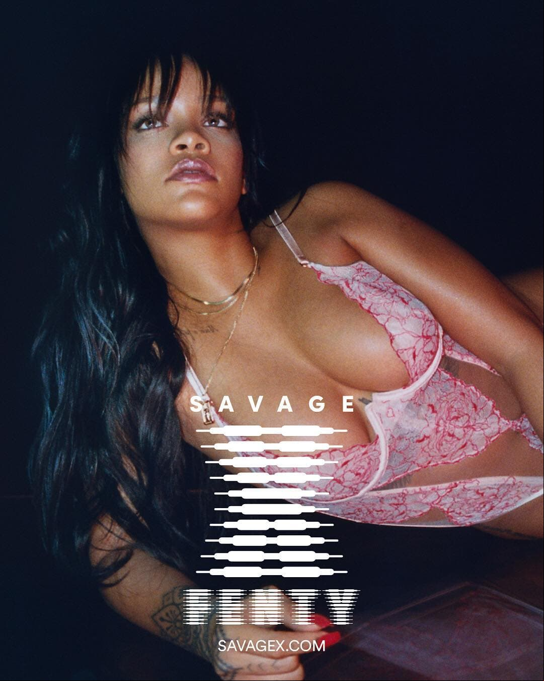 Bajo el título ‘Savage x Fenty’, Rihanna lanzó su colección de lencería.