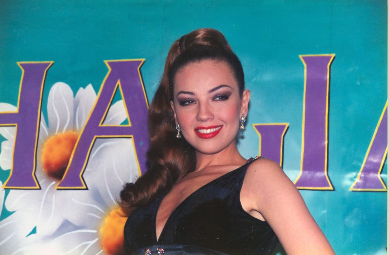Aunque Thalía incursionó en el cine en 1999, con la película en inglés ‘Mambo café’, ese mismo año la cantante dejó claro que las telenovelas eran sus favoritas pues “le habían abierto el mundo”.