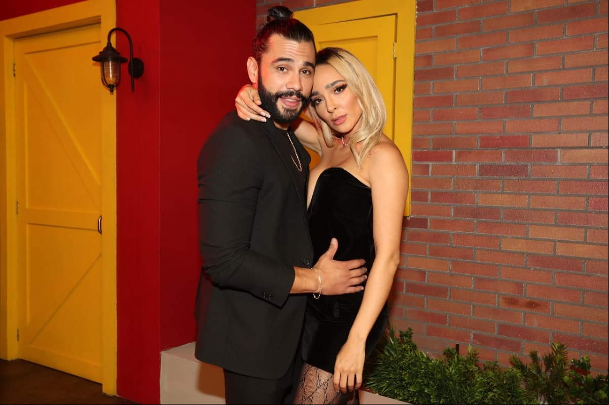 Manelyk y Carlos Speitzer. La pareja llamó la atención por la buena química que existe entre ambos.