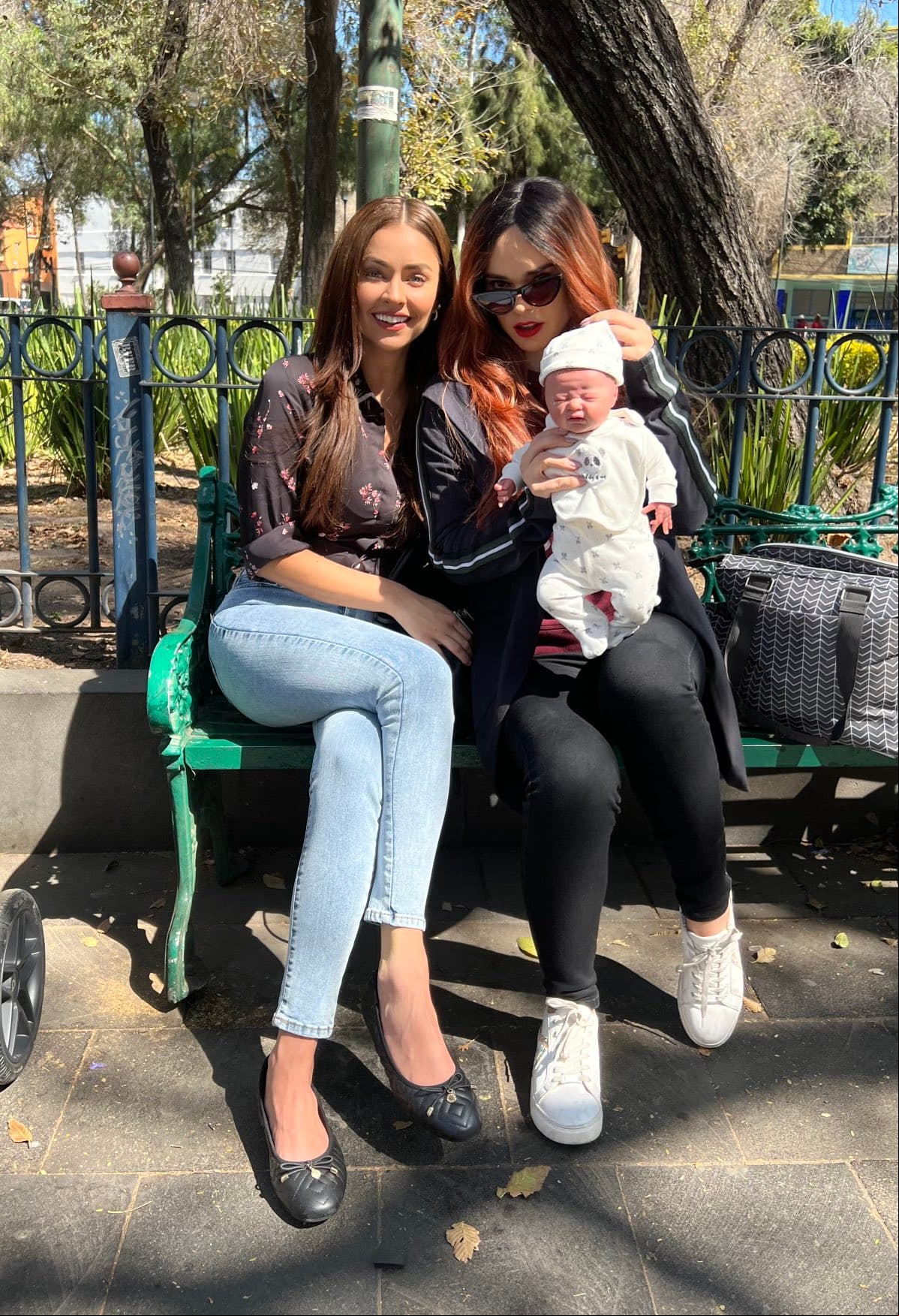 Claudia Martín y Fabiola Guajardo grabaron una escena de impacto para "Los ricos también lloran", en la que 'Soraya' rapta al bebé de 'Mariana' para seguir lastimando a la persona que más odia en la vida. Ve aquí cómo se realizó este momento.