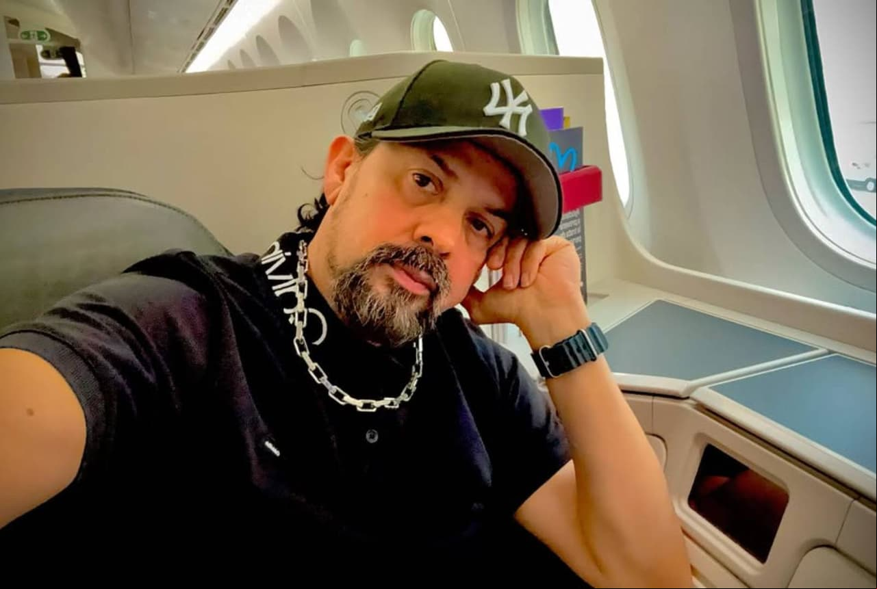 En medio del escándalo, Cruz Martínez dedica mensaje a sus hijos y a Melenie Carmona