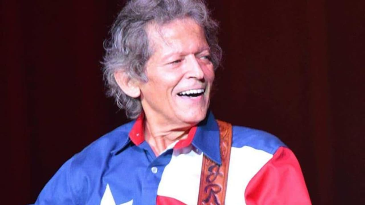  Muere cantante de origen mexicano que conquistó a Estados Unidos con su música 