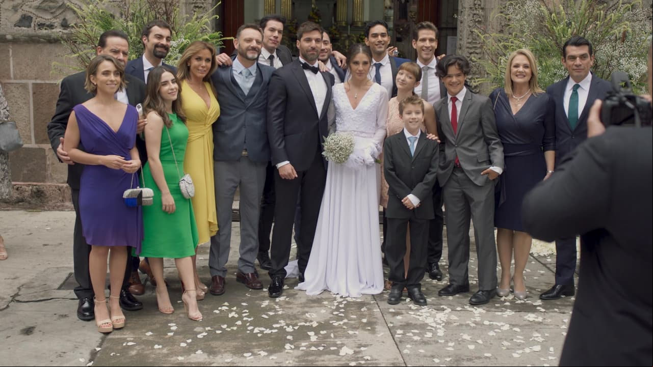 Al final todos, menos Elsa, se tomaron la foto oficial de la boda.