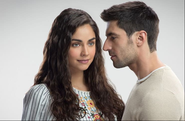 Elenco de ‘Sin tu mirada’ celebra arranque de transmisiones