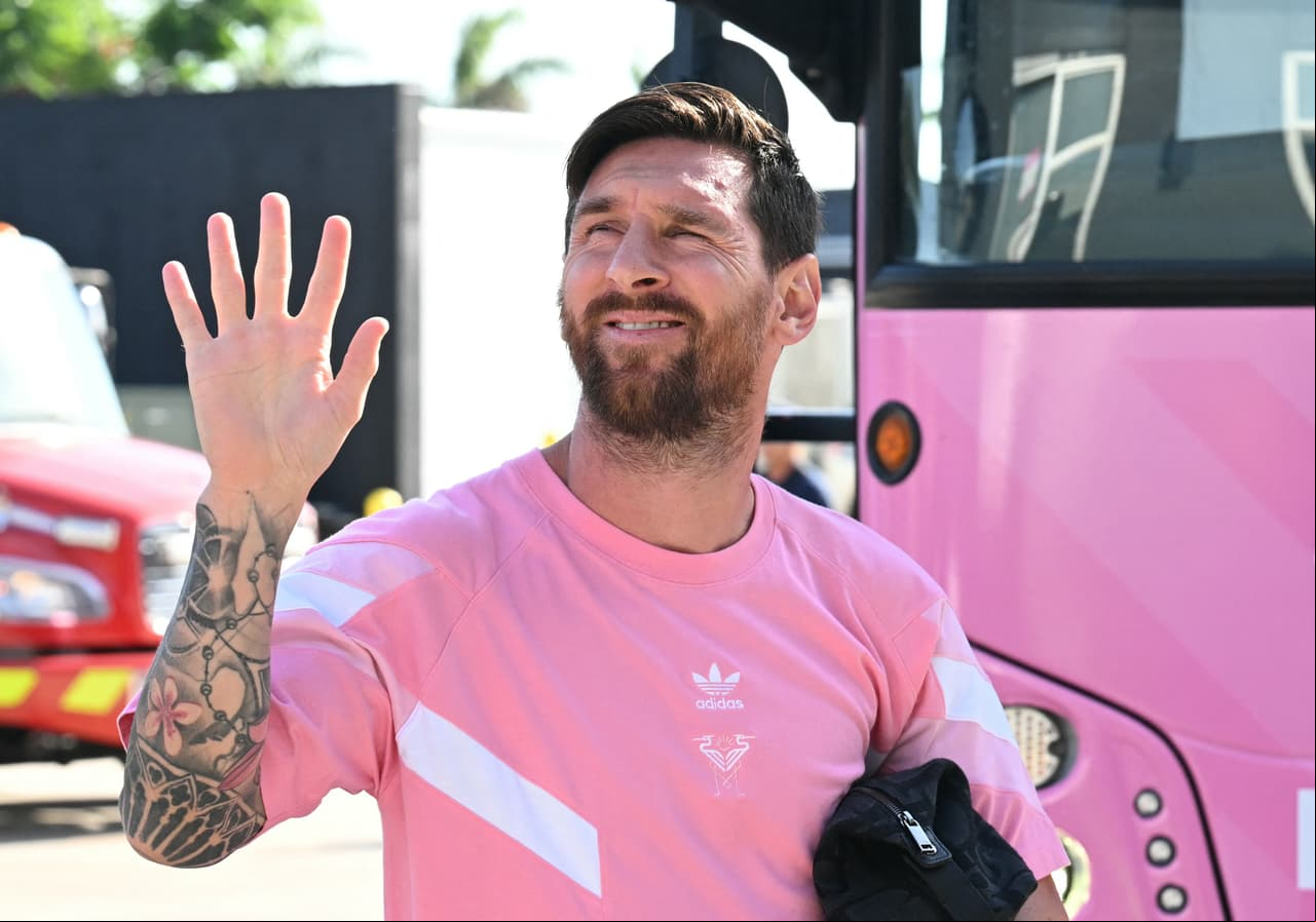 Messi y Luis Suárez fundan el Deportivo LSM que competirá en Uruguay