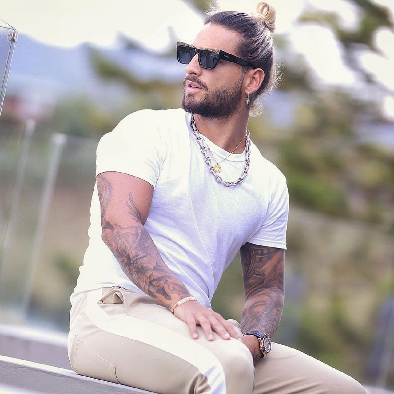 Maluma se recupera de su cirugía y lo muestra en Instagram