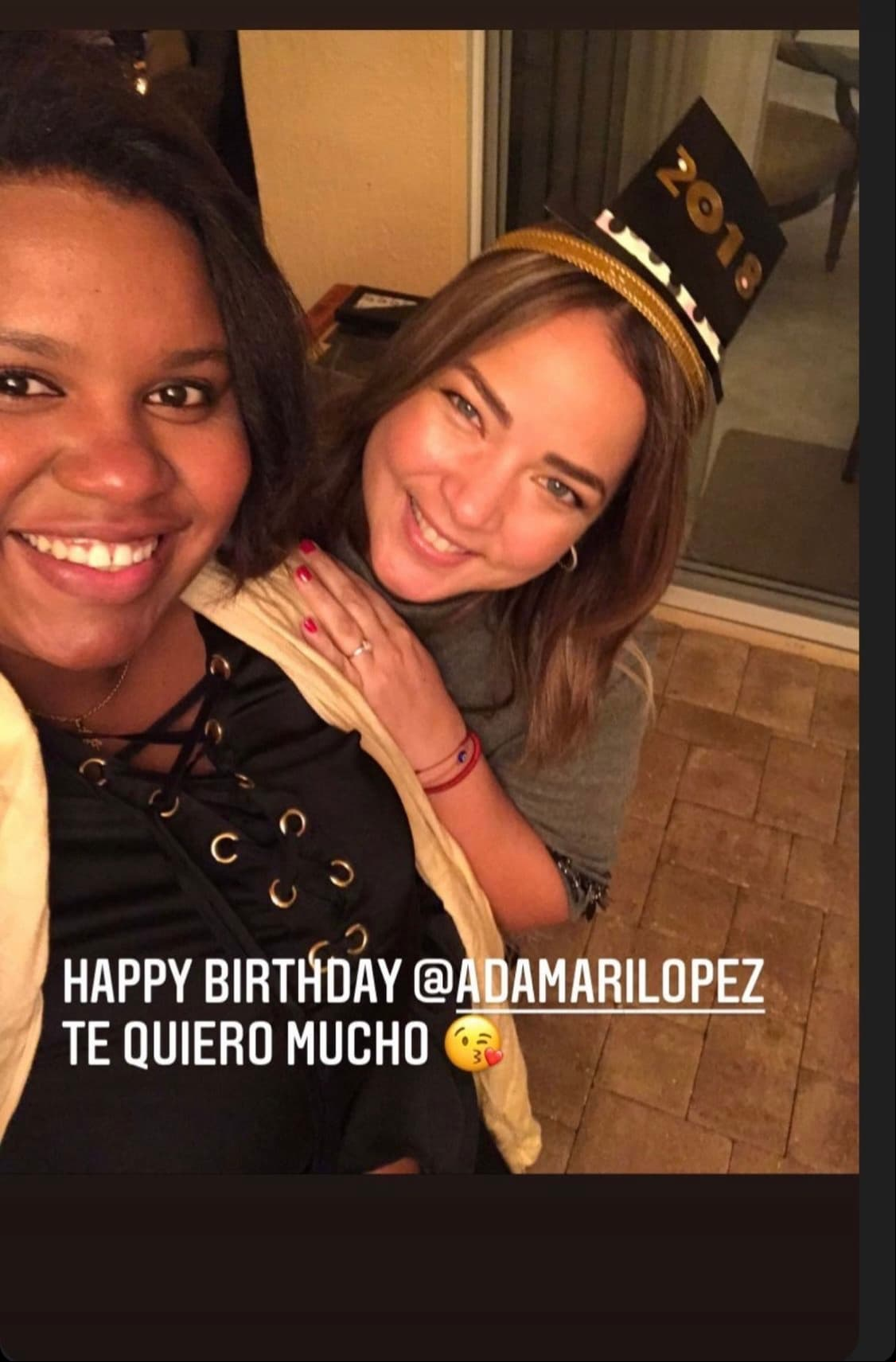 Precisamente, fue a través de sus historias de Instagram que la conductora de televisión compartió cómo celebró este día con imágenes y videos de su fiesta de cumpleaños.
