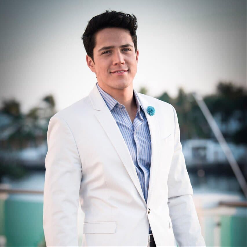 En 2018, Mario Morán fue parte del elenco de ‘Hijas de la Luna’, melodrama en el que compartió créditos con Michelle Renaud y Danilo Carrera.