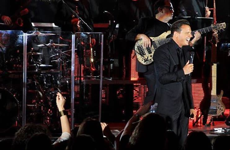 Luis Miguel abre dos fechas más de concierto en CDMX