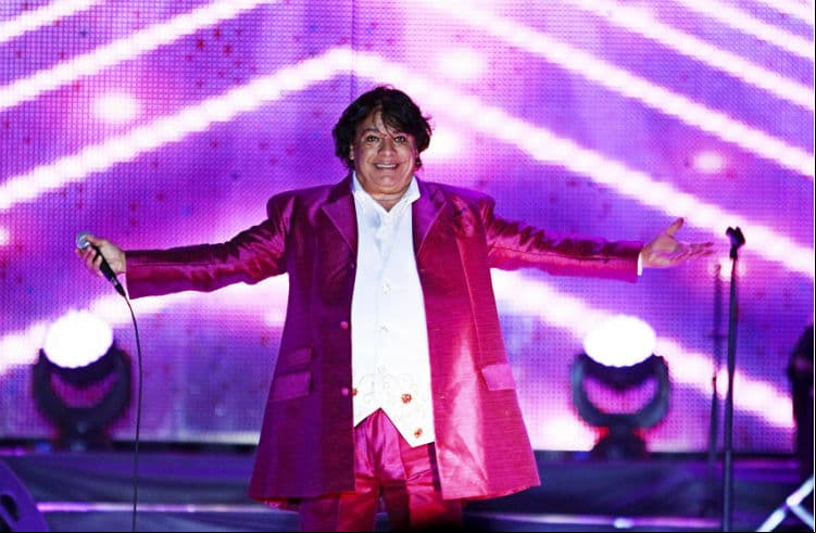 Periodistas revelan cómo fueron los últimos días de Juan Gabriel