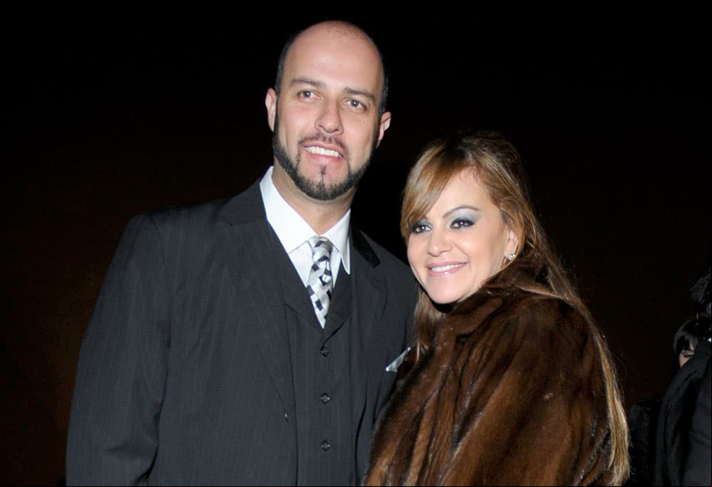 Ex de Jenni Rivera desata polémica al hablar de ella; ¿qué dijo?