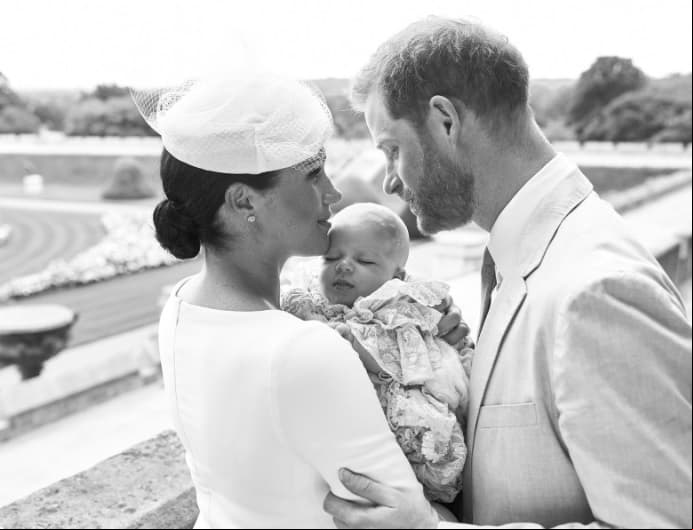 Meghan Markle y el príncipe Harry celebran el bautizo de su hijo en el castillo de Windsor