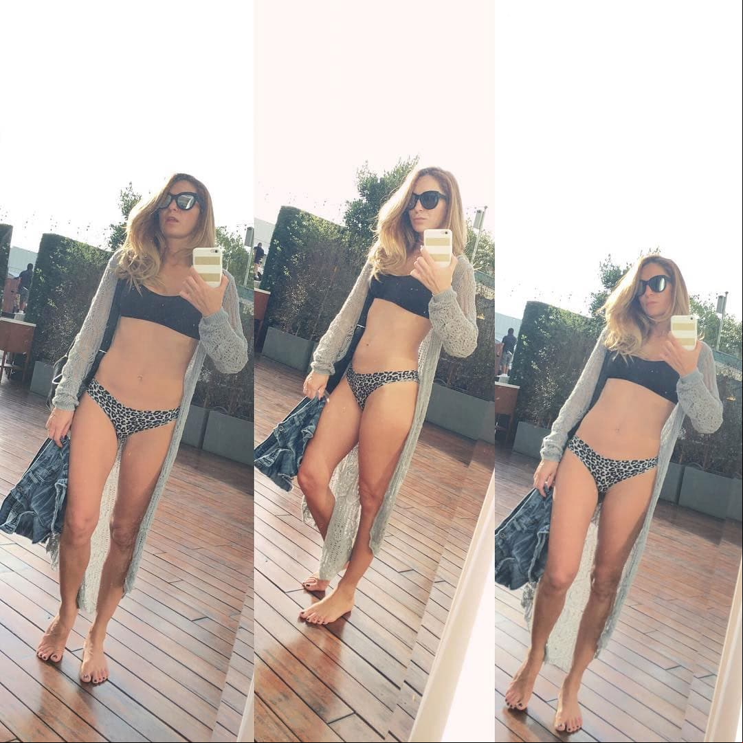 “Tengo muchos defectos… ‘Flaca’ para algunas, ‘gorda’ para otras’, celulitis, flacidez. Sí, claro, soy mujer, no soy perfecta, orgullosa madre de dos, pero lo más importante y mi mayor cualidad es que soy feliz con lo que soy, como estoy y lo que tengo”, expresó Geraldine Bazán tras compartir un video en Instagram en septiembre de 2016 donde mostraba su celulitis.