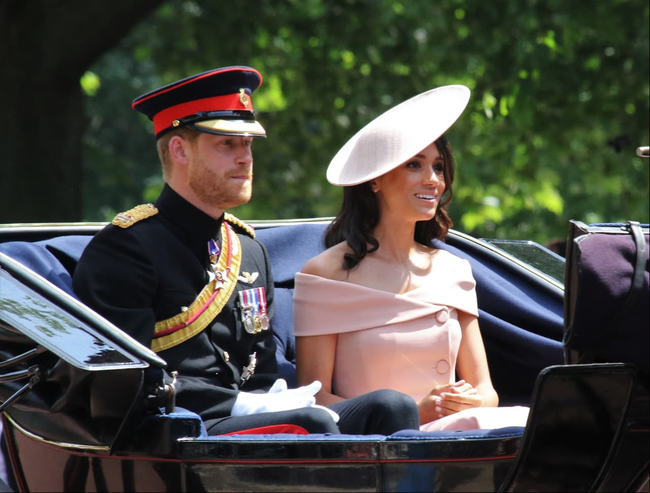 7.- Quienes no se pueden quedar atrás son los recién casados Meghan Markle y el príncipe Harry.