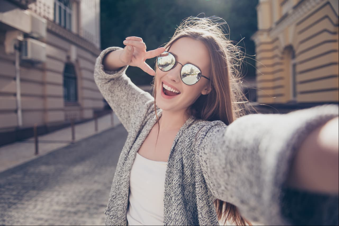 Libra. Mantener tu independencia es básico, pues cuando te enamoras tiendes a entregarte por completo al otro y te pierdes a ti misma. Lo recomendable es aprender a estar bien sola y trabajar en tu autoestima.