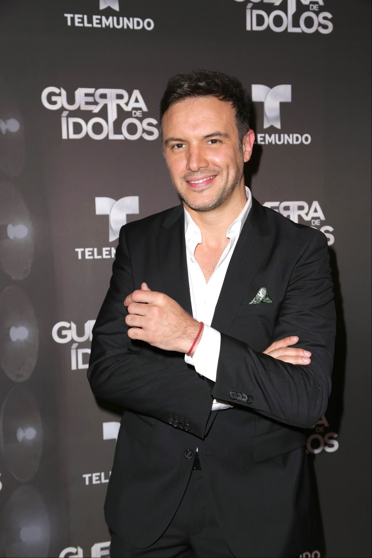 Alejandro de la Madrid se suma a esta historia tras participar en las series de televisión: ‘Preso No. 1’, ‘José José: El Príncipe de la Canción’, ‘Guerra de Ídolos’ y ‘Perseguidos’.