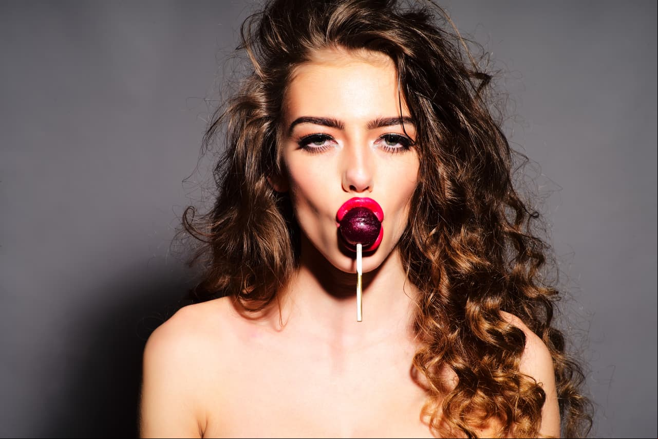 Boca. Tal vez no sea tu lugar favorito, pero después de una sesión de sexo oral, tu boca será el lugar ideal en el que él quiera terminar. ¡Lo llenarás de placer!