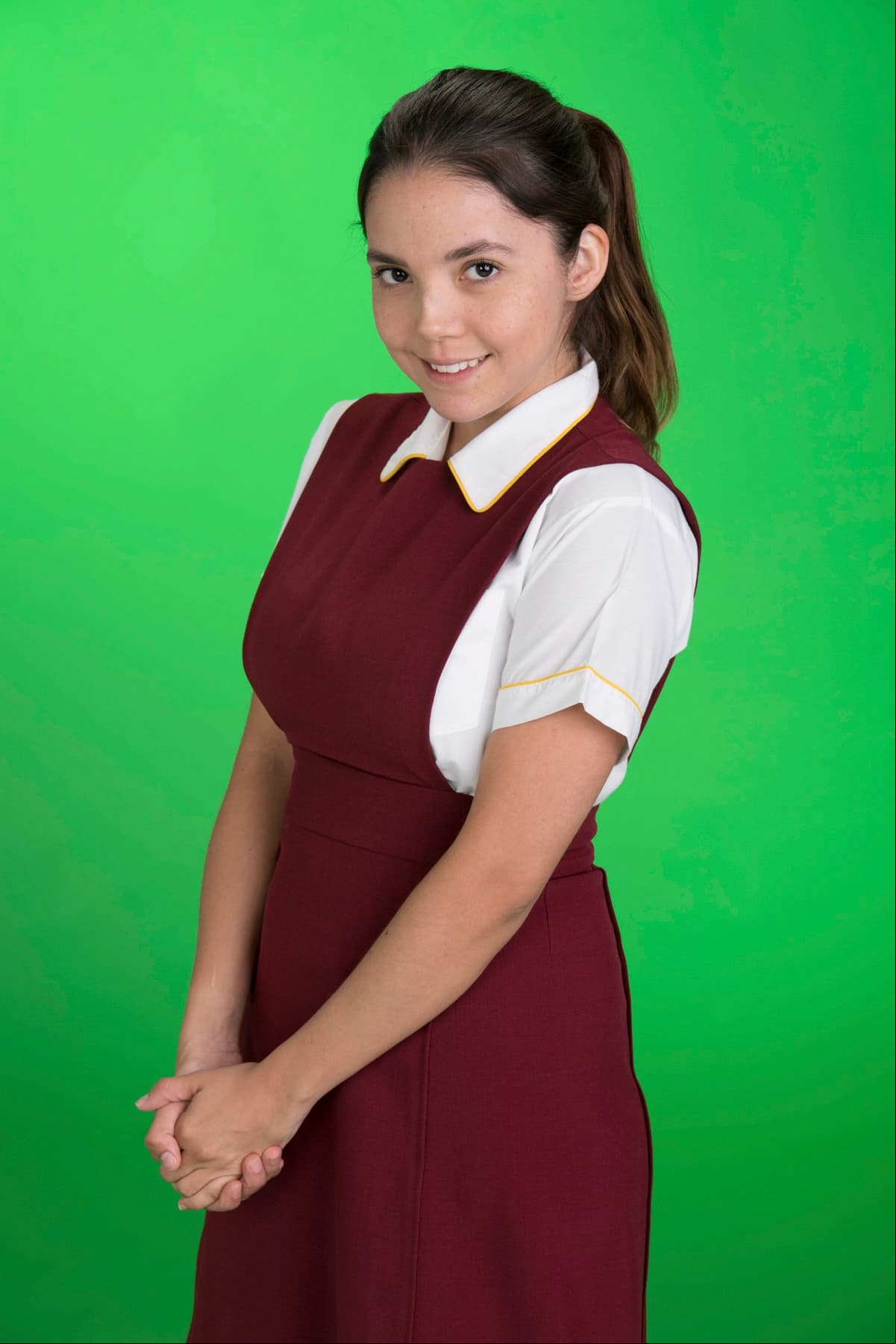 Giovanna Fuentes encarga a la intérprete en su etapa adolescente, cuando luchaba por convertirse en una reconocida nadadora.