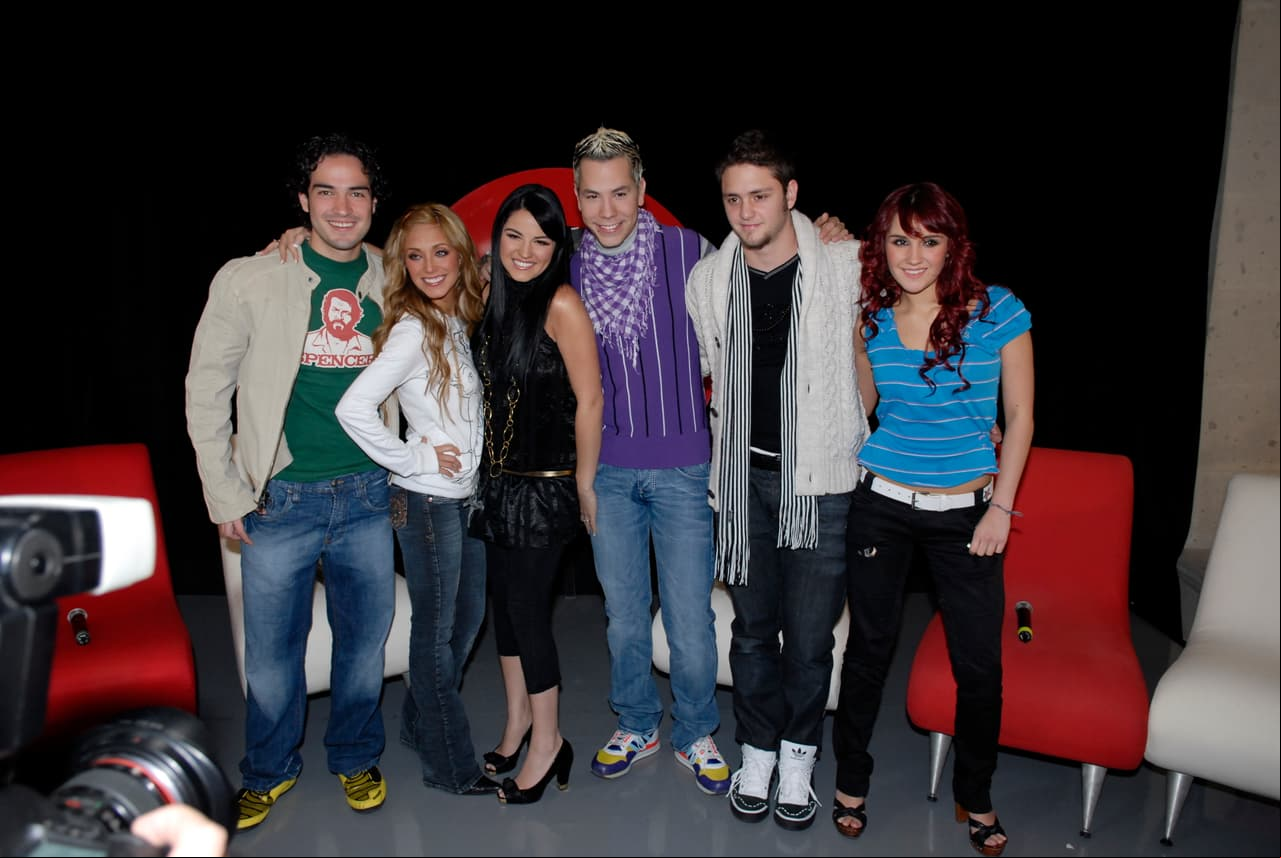 ¿Cómo surge el nombre de RBD y qué integrante del grupo lo propuso?
