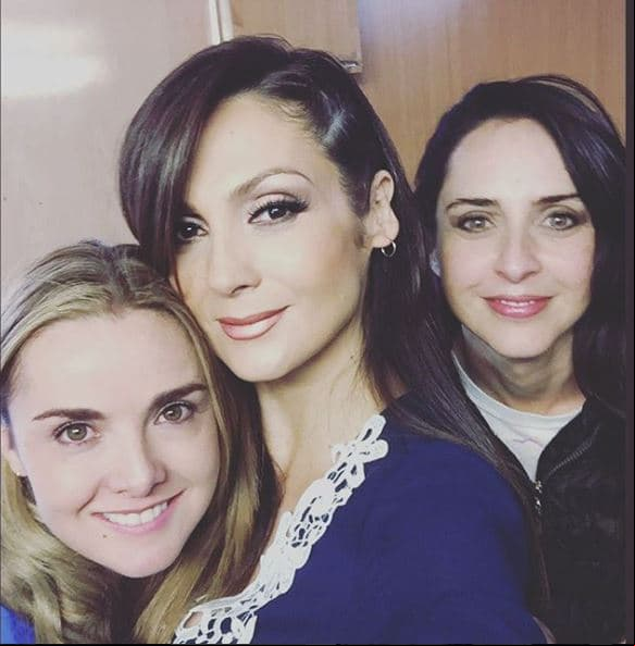 Nora Salinas subió esta foto a Instagram como recuerdo del reencuentro: "En mi primer telenovela.....Hace muchos años, conocí a estas maravillosas mujeres........"