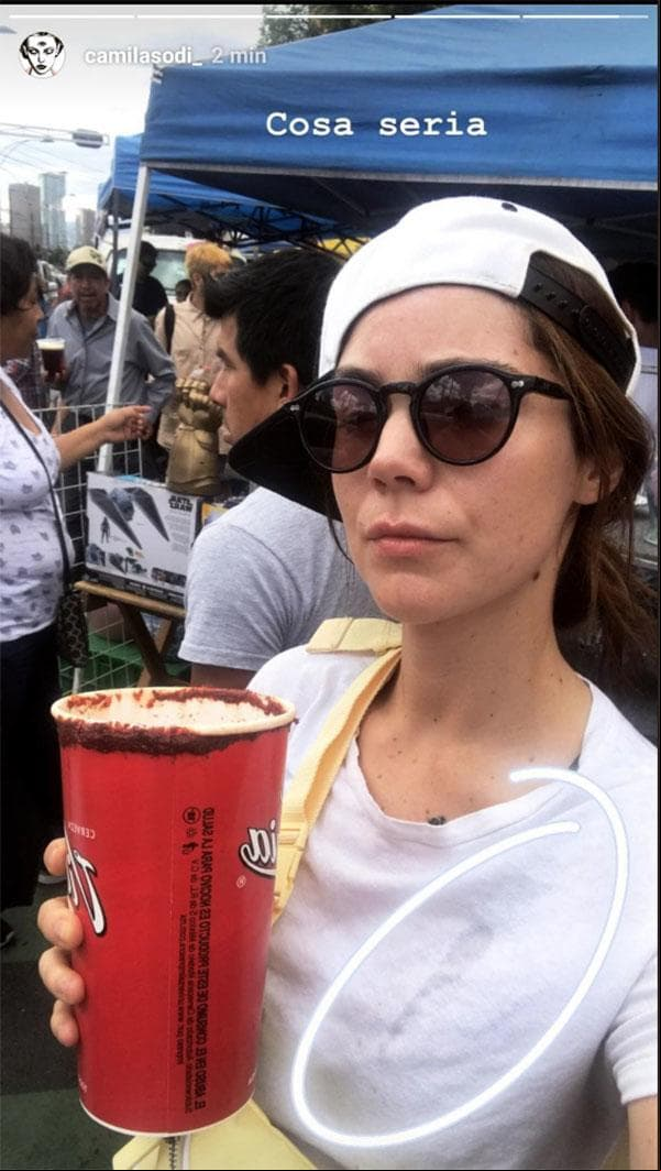 Camila Sodi de visita en Tepito